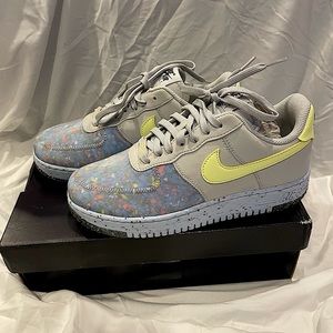 Women’s Nike Air Force 1 Crater Size 8